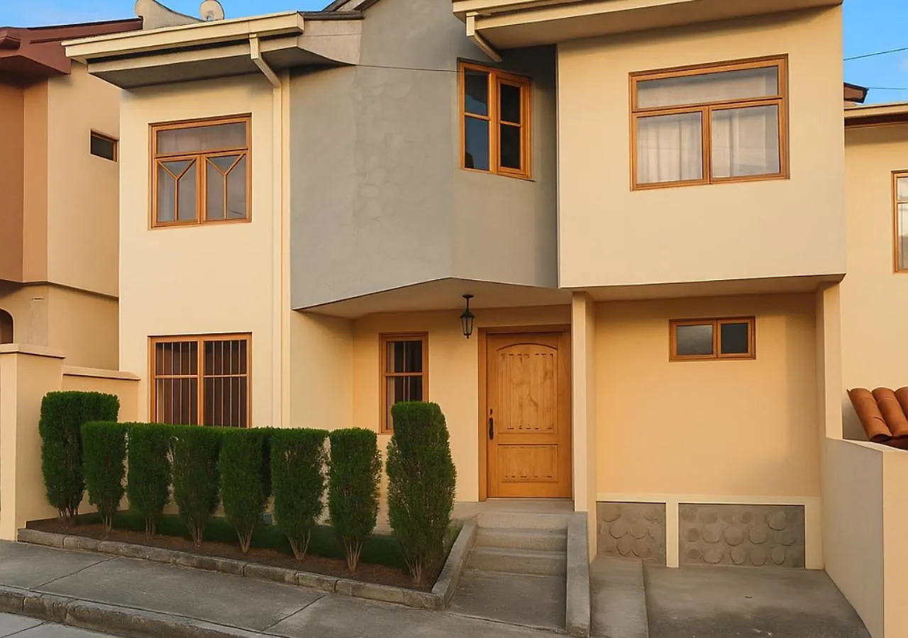 Casa En Urbanizacion Cuenca Villa